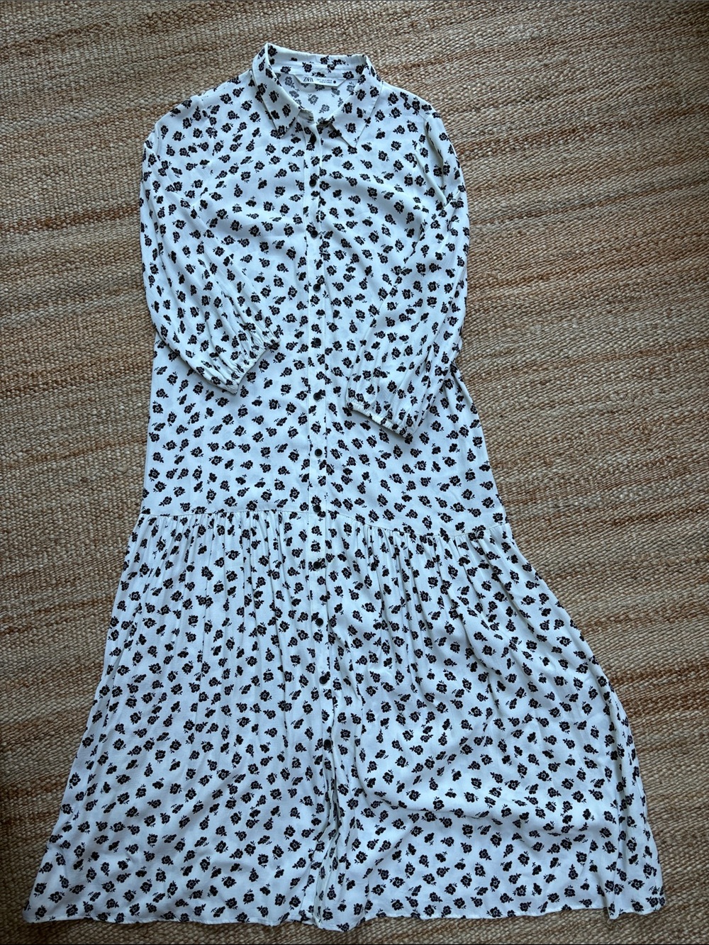 Zara - White and Black Floral Button-Front Maxi Dress with Drop Waist